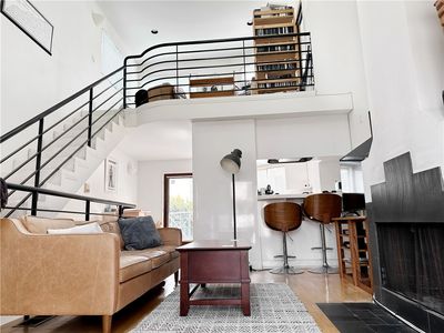 2454 4th St APT 2, Santa Monica, CA, 90405
