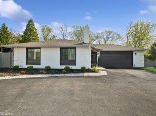 1045 Green Bay Rd, Lake Bluff, IL 60044