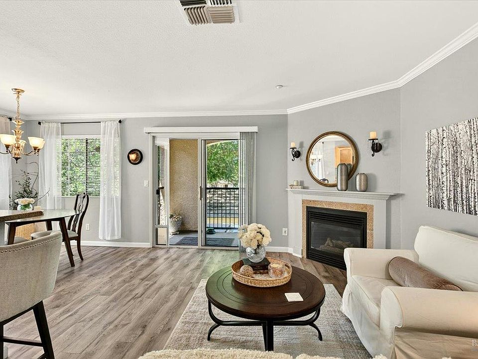 1st image of 2001 Eastwood Drive #32