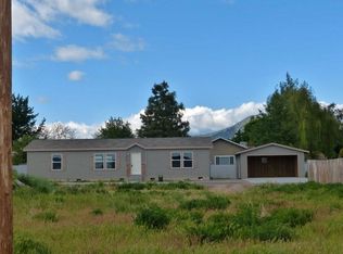 5567 Winterfield Way, Klamath Falls, OR 97603