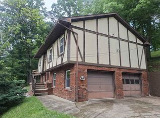 509 Camp Creek Rd, Huntington, WV 25701