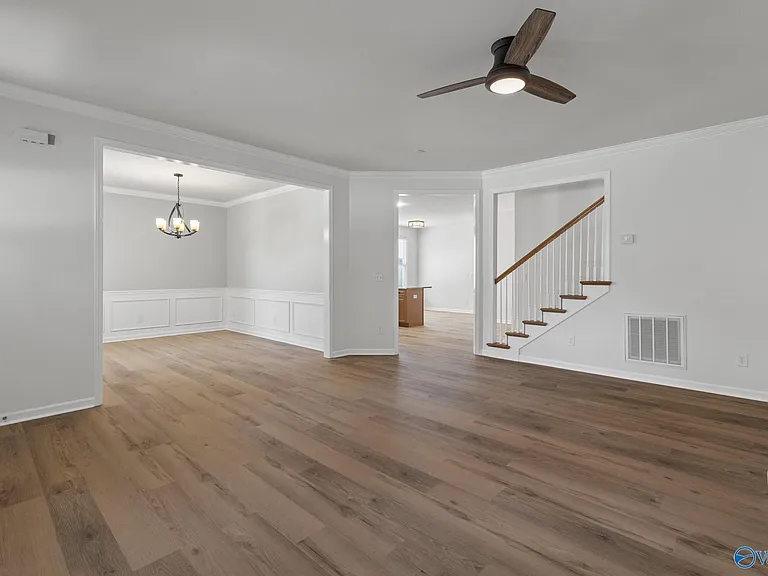 307 Acorn Grove Ln SW — Photo 5