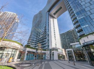 89 Nelson St #308, Vancouver, BC V6B 6J8