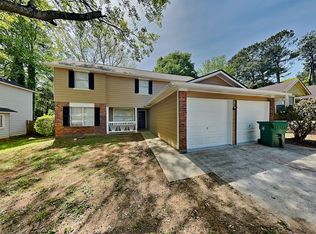 1906 Corners Cir, Lithonia, GA 30058