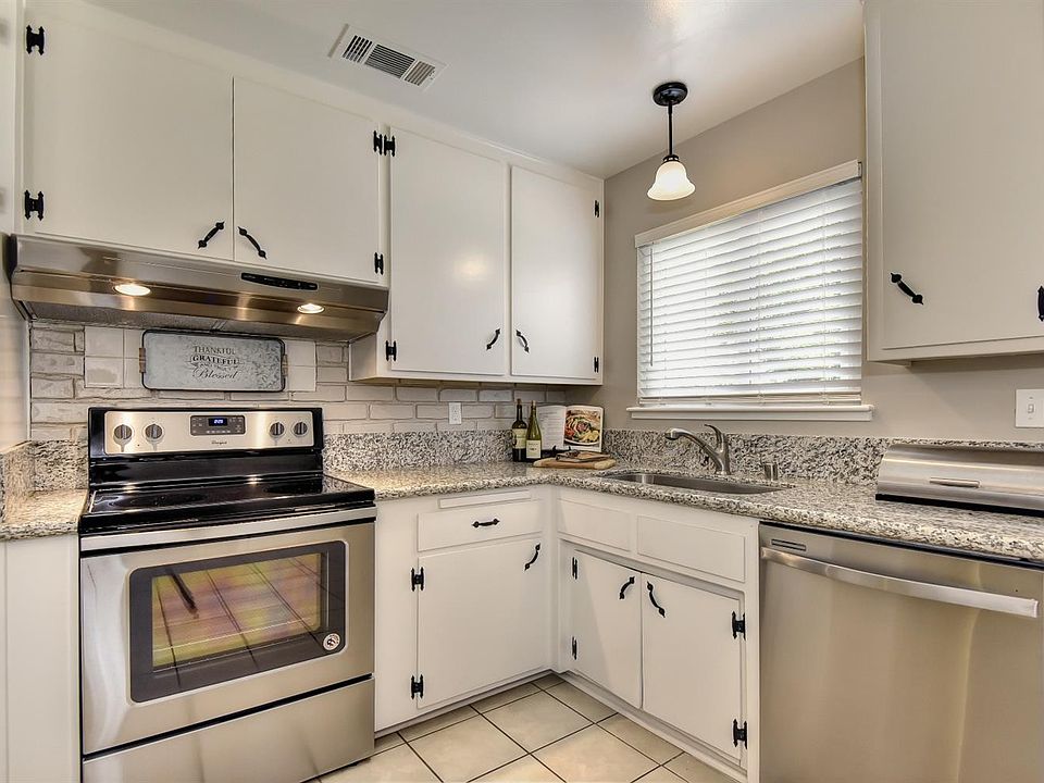 1st image of 6963 Calaveras Ct