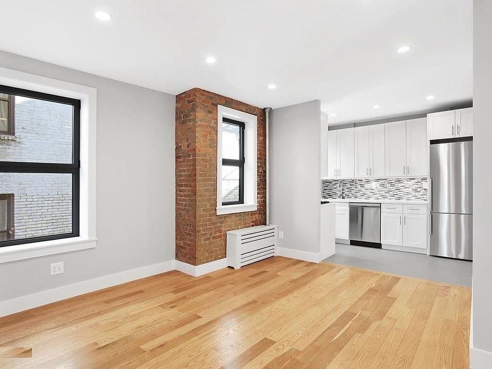 1st image of 2177 33rd St APT 3C