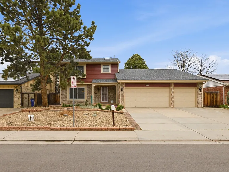 13995 E Idaho Pl — Photo 1