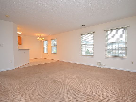 4th image of 7932 Calvary Ct #142