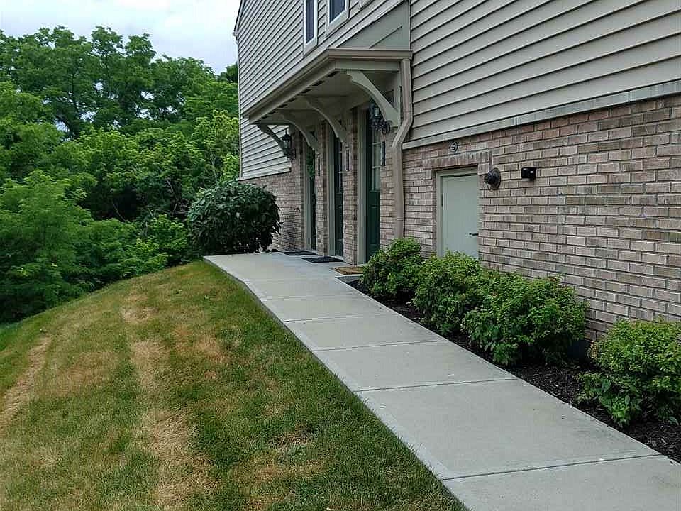1st image of 2343 Twelve Oaks Dr
