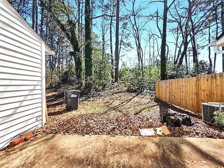 775 Joseph Club Dr SW #10 — Photo 4