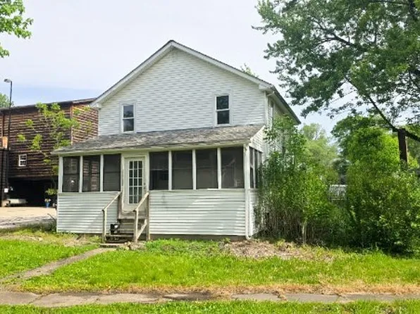 4729 E Prospect St, Mantua, OH 44255