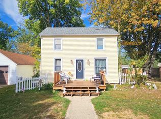 204 W Pine St, Elsie, MI 48831