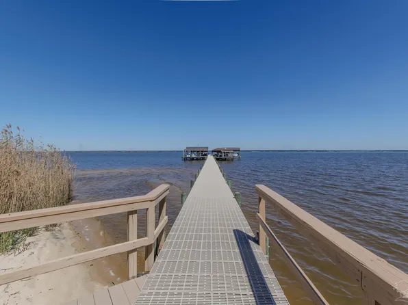 3 Cypress Point W, Pensacola, FL 32514