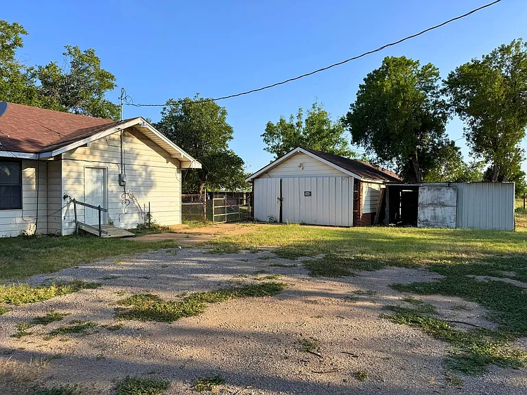 4594 Bus Us 287 — Photo 35