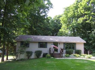 262 Highland Pike Rd, Harbor Springs, MI 49740