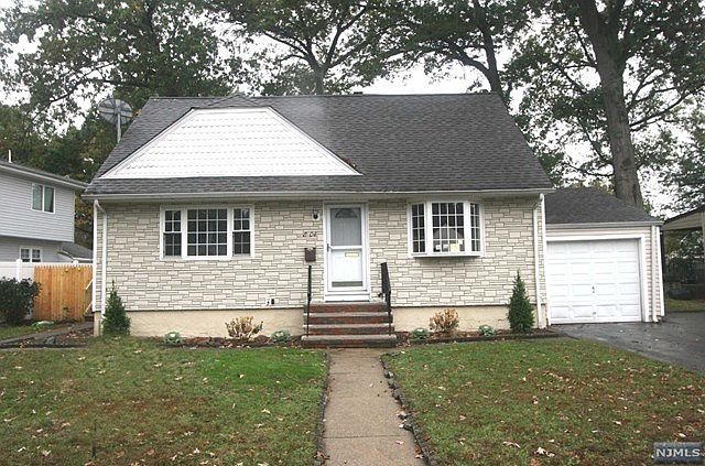 1st image of 8-04 Melvin Pl