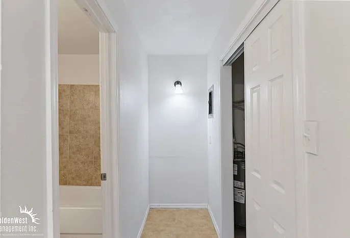 8827 N 3rd St #20 — Photo 12