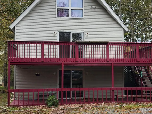 4156 Falcon Ter, Tobyhanna, PA 18466
