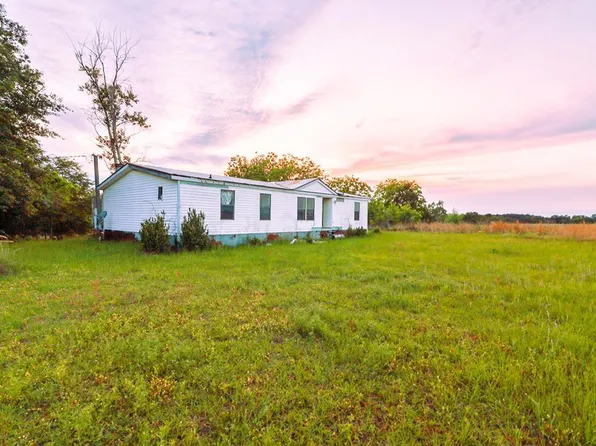184 County Road 282, Headland, AL 36345