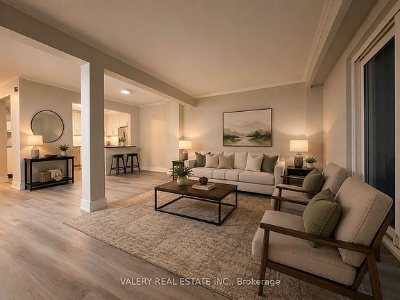 2nd image of 75 Eastdale Ave #Townhouse 8