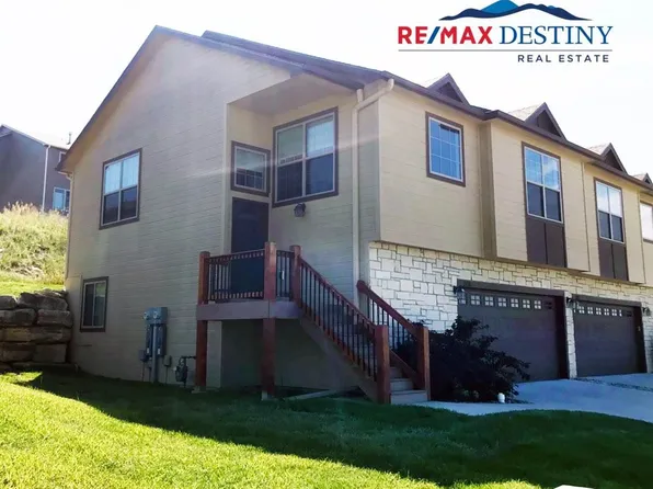 2130 Little Kitten Ave, Manhattan, KS 66503