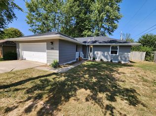 1315 E Briar St, Springfield, MO 65804