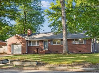 119 Nicewood Dr, Newport News, VA 23602