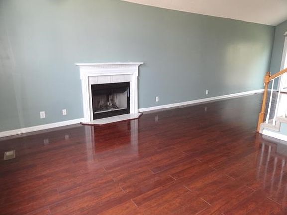 3rd image of 3792 Man O War Blvd