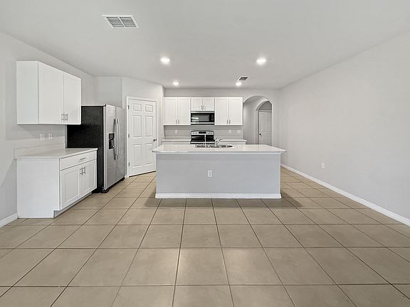 2nd image of 8458 Blackberry Rd