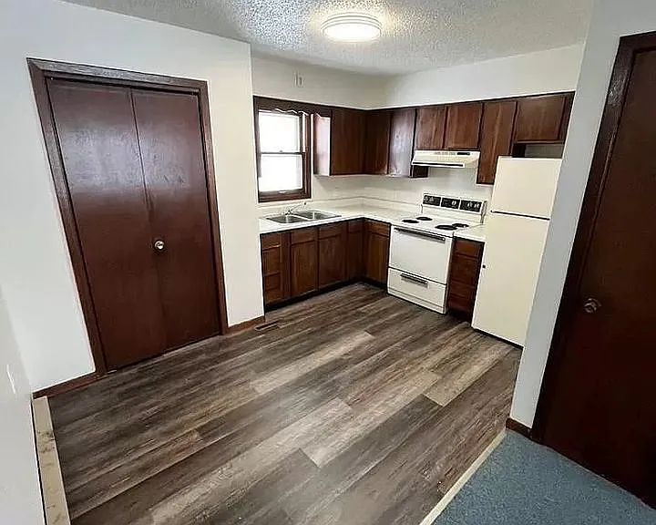 115 Elm St #1 — Photo 2