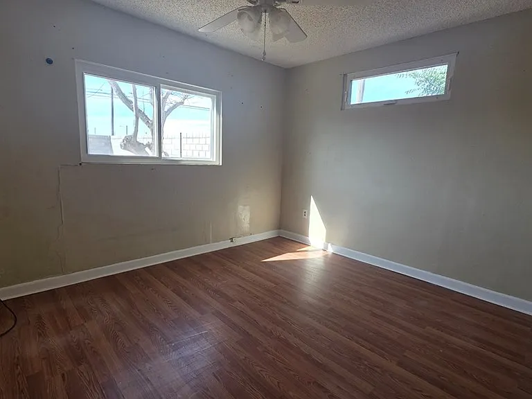 2111 W Kentucky Ave — Photo 7