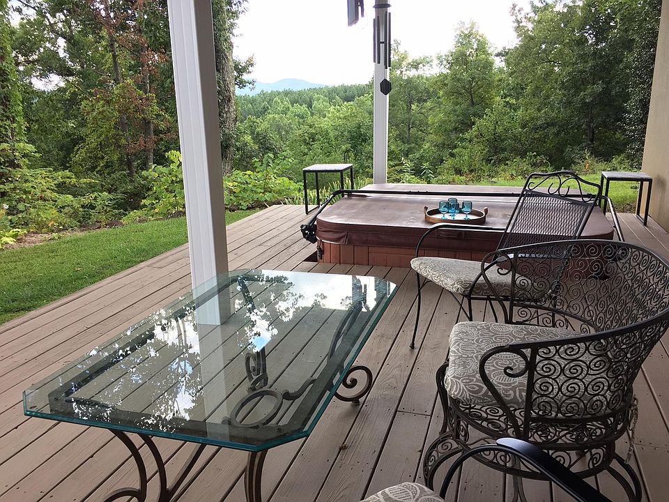 Hot Tub and Mountain Views from Your Deck