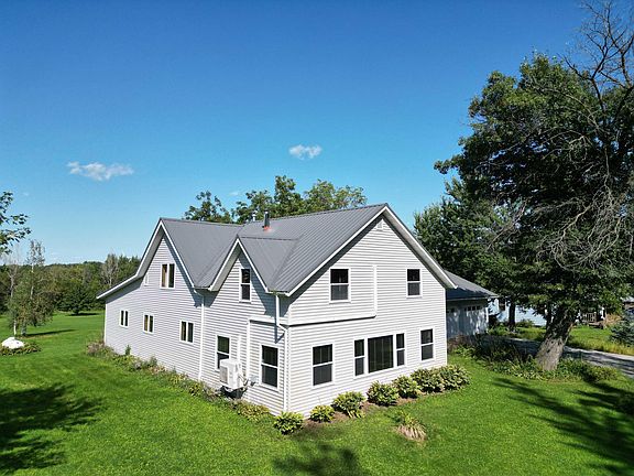 2nd image of 111 Pine St