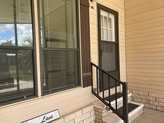 2nd image of 603 Robin Ln
