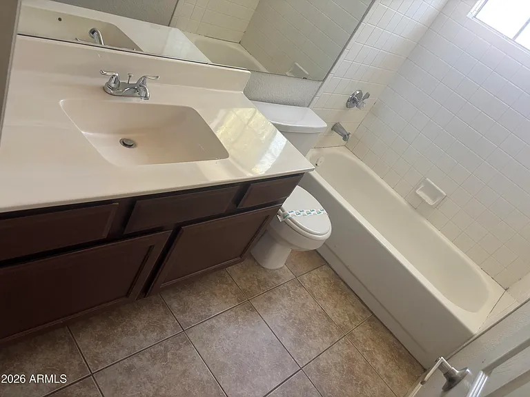 4230 E Brookwood Ct — Photo 17