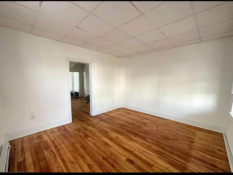 132 Arch St — Photo 7