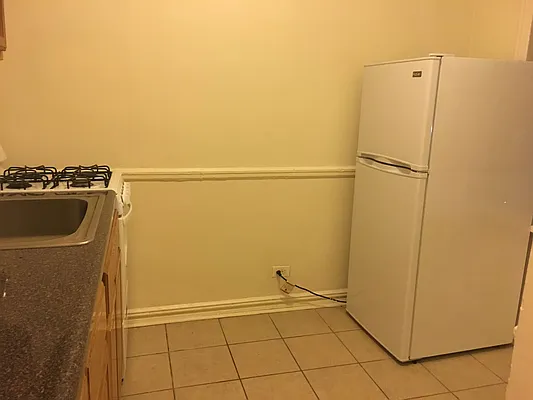 Rented by Lang Realty LLC | media 3