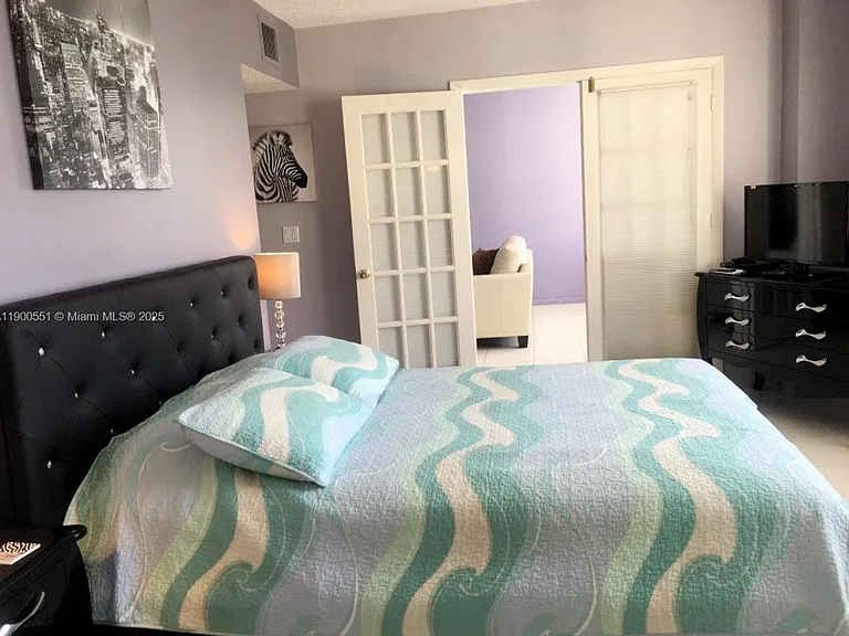 3725 S Ocean Dr #1516 — Photo 10