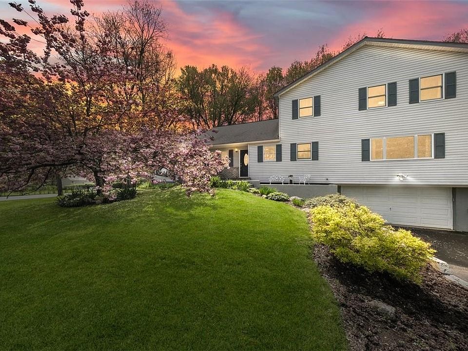 1st image of 1043 Fox Meadow Court