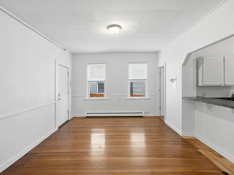 46 E Transit St #1F — Photo 5