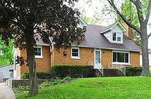 1st image of 2712 N Lewis Ave