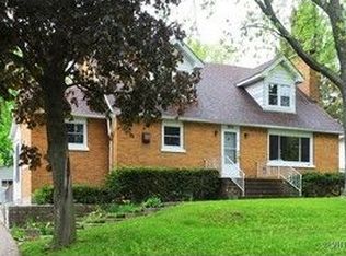 2712 N Lewis Ave, Waukegan, IL 60087