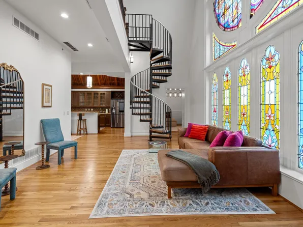 320 Poplar St APT A, Bellevue, KY 41073