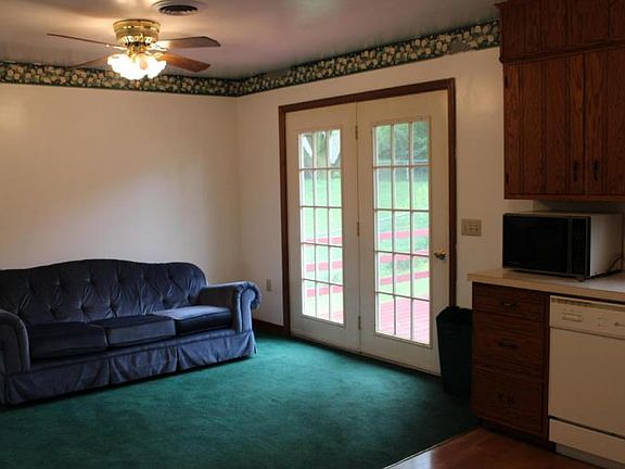 5th image of 32 Middle Ave #L-0030