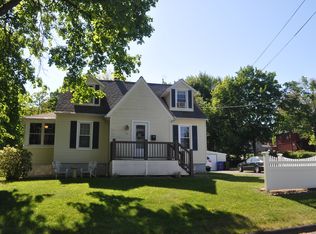 22 Douglas St, Southington, CT 06489