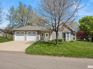105 W Hickory St, Chillicothe, IL 61523