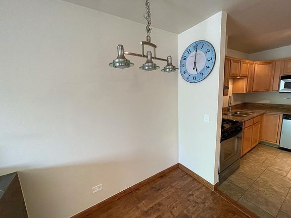 5th image of 2000 Bayside Dr Unit 307