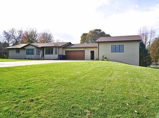 214 S Main St, Kingsley, IA 51028