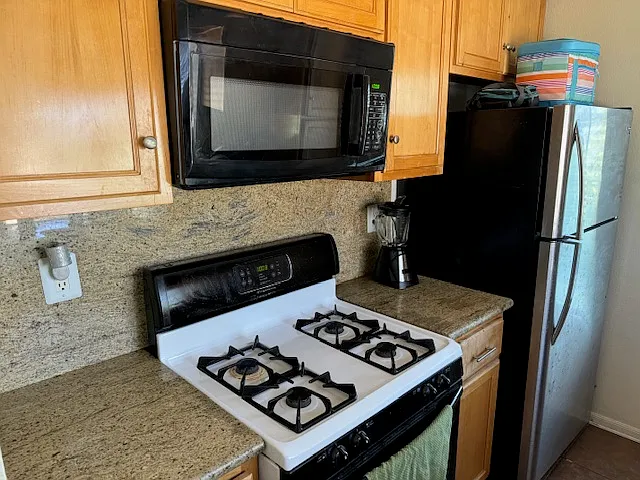 13250 Wimberly Sq #211 — Photo 4