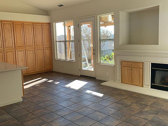 2nd image of 25229 Canyon Oaks Ct